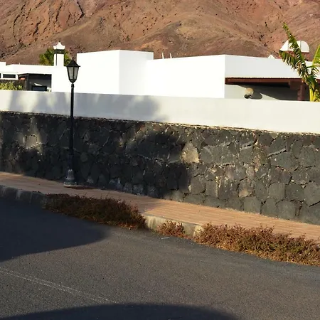 Lola بلايا بلانكا