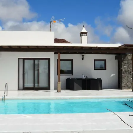 Lola Villa Playa Blanca (Lanzarote)