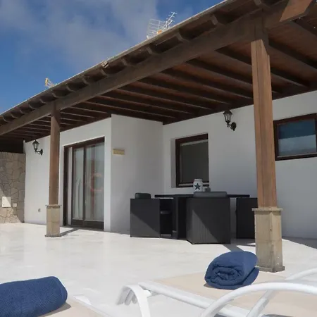 Lola Villa Playa Blanca (Lanzarote)