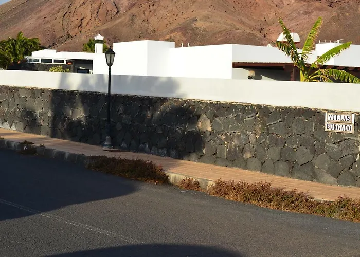 Lola Playa Blanca (Lanzarote)